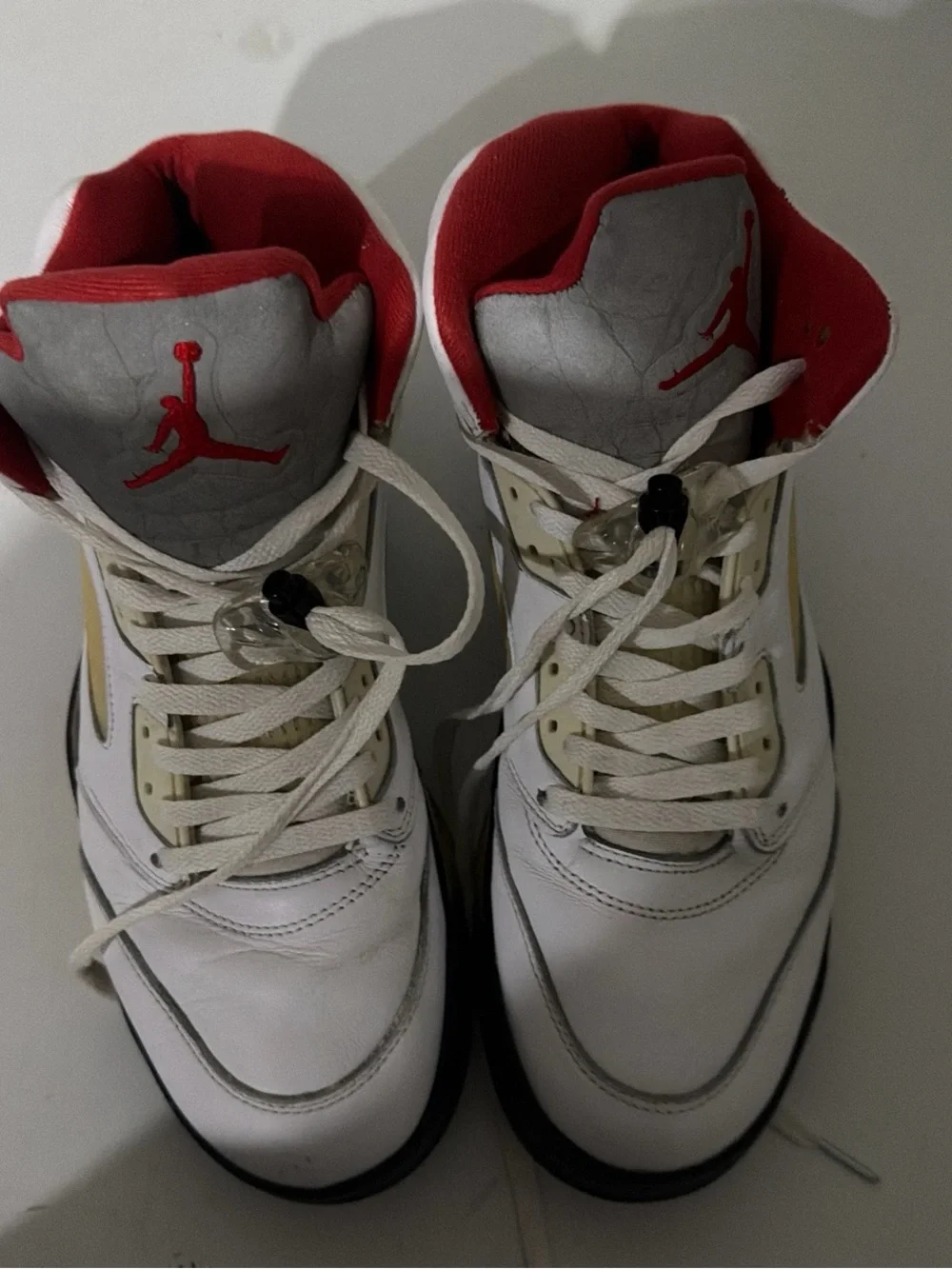 Retro 5 Jordan’s men sneakers sz